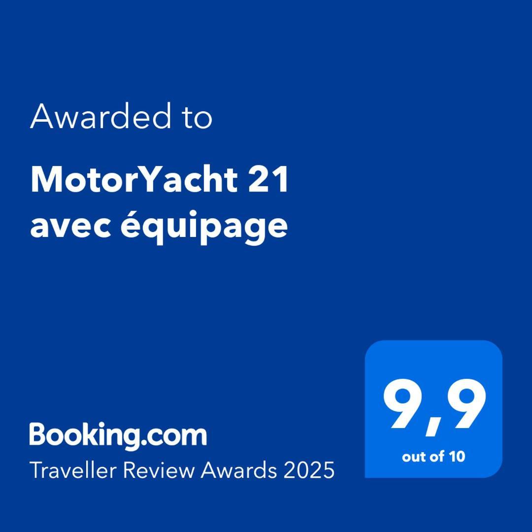 ホテル Motoryacht 21 Avec Equipage バルセロナ エクステリア 写真
